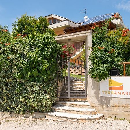 Castorano  B&B Terramare المظهر الخارجي الصورة